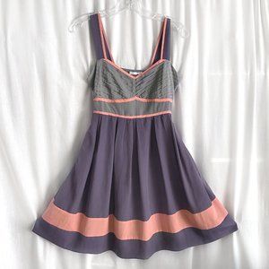 Fit & flare mini dress, very cute. Size M. Bi-color with salmon pink accent